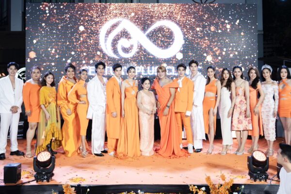 ‘หมอนก’ เปิดตัวคลินิก Century Plus Clinic พร้อมรูดม่านเวที “Miss Trans Thailand 2024” เตรียมดันการประกวดสาวข้ามเพศสุดเจิด และสุดปังกว่าที่เคยมีมา
